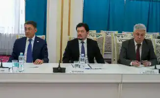 Обсуждение конституционной модернизации в Астане: акцент на важности координации государственных институтов