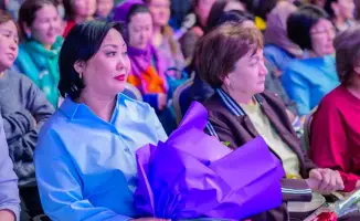 В Астане прошел праздничный концерт в честь трудящихся женщин