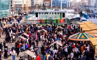 Социальные взаимодействия на праздновании Наурыза в Астане: ярмарки, концерты и культурные мероприятия