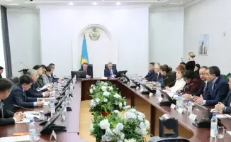 Обсуждение улучшения инфраструктуры в Аркалыке на внеочередной сессии маслихата Костанайской области