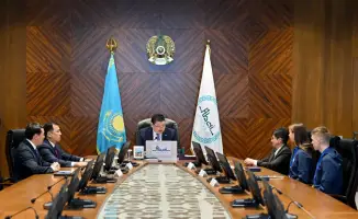 Чемпионы мира по конькобежному спорту награждены в области Абай