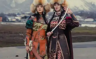 Китайский блогер Tao Tao исследует туристический потенциал Алматы