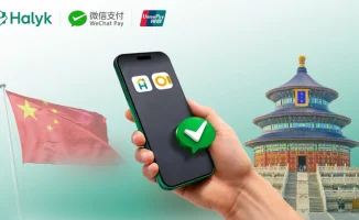 Казахстанцы в Китае: QR-коды от Halyk Bank — ключ к безналичным приключениям!