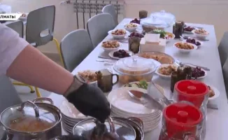 Обсуждение повышения стоимости питания в школах Алматы: социальные последствия для семей