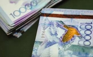 Старые 10 000 тенге в Казахстане будут действительны до 2025 года
