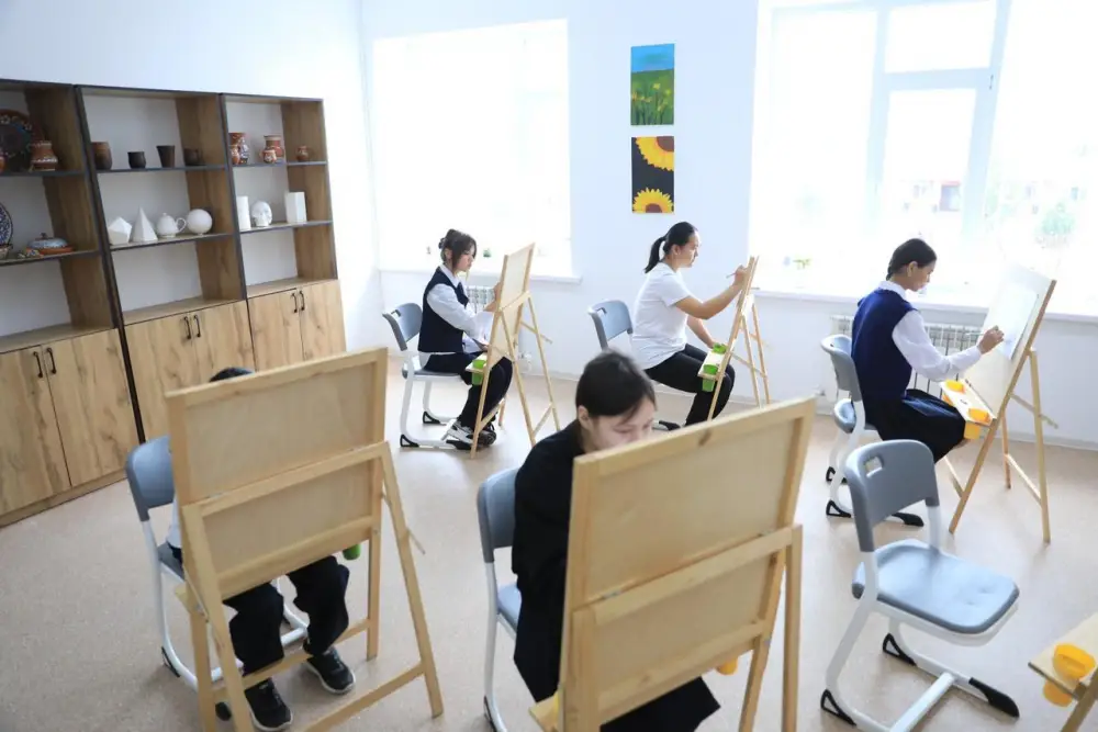 В Мартукском районе введена в эксплуатацию новая школа искусств (7)