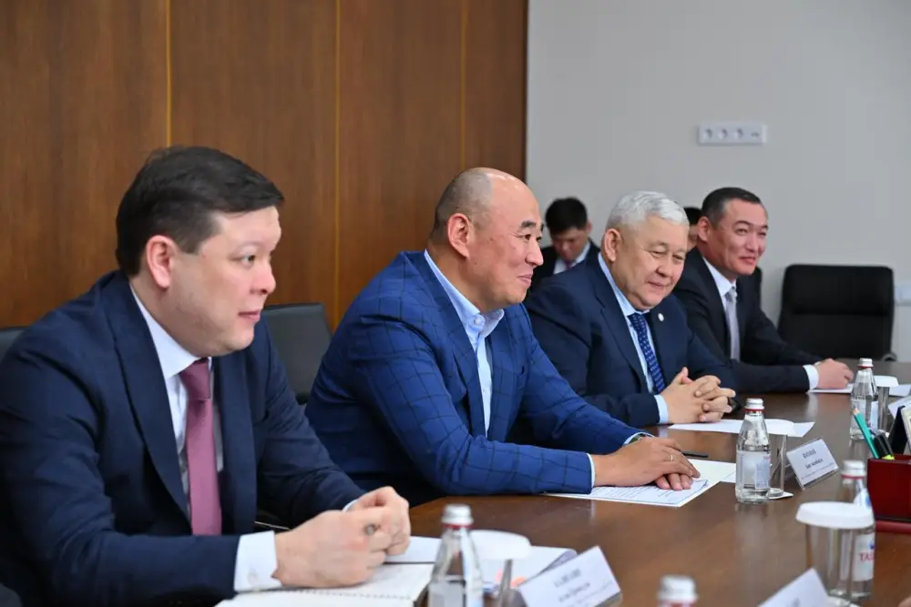 Аким области встретился с руководителем Национальной палаты предпринимателей «Атамекен» (5)