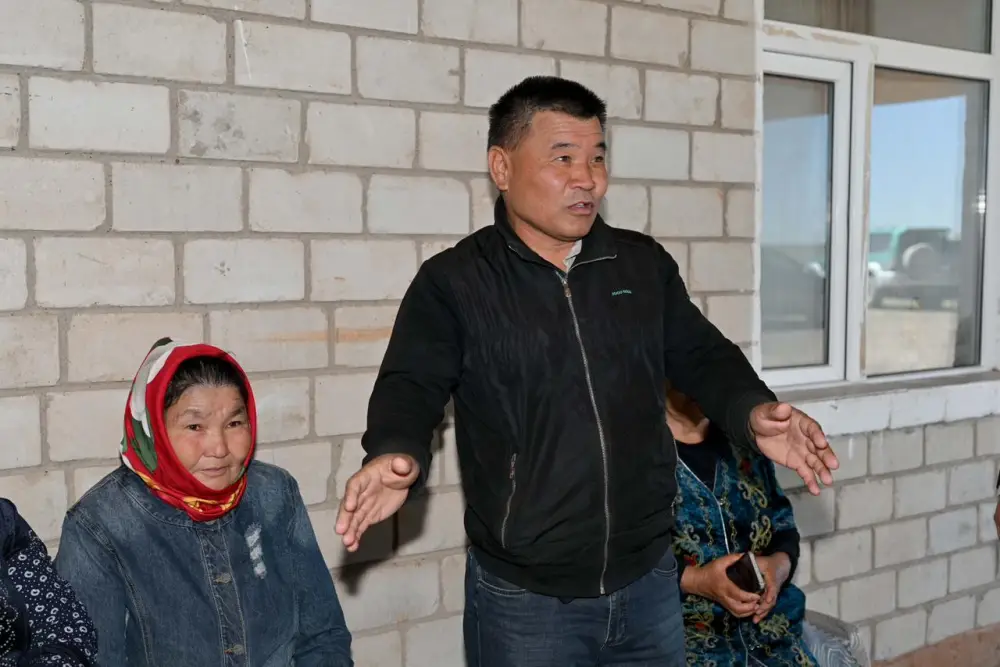 Аким области встретился с жителями отдалённого села Коксала (10)