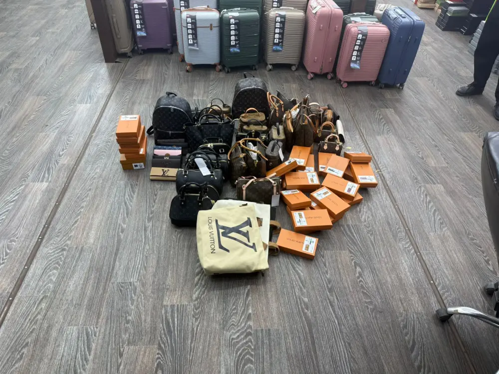 Сотрудники Министерства юстиции выявили факты незаконного использования товарных знаков «Louis Vuitton» и «Nesquik» (2)