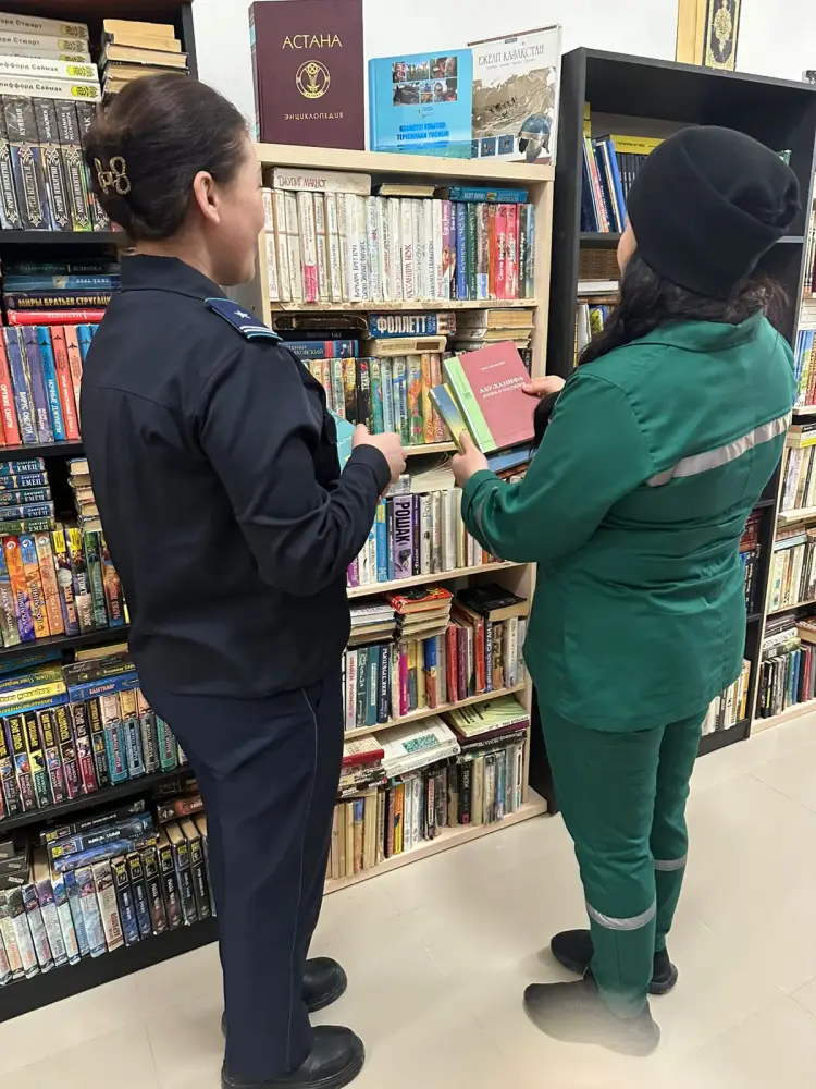 Правозащитный институт передал художественную литературу в учреждения уголовно-исполнительной системы (3)