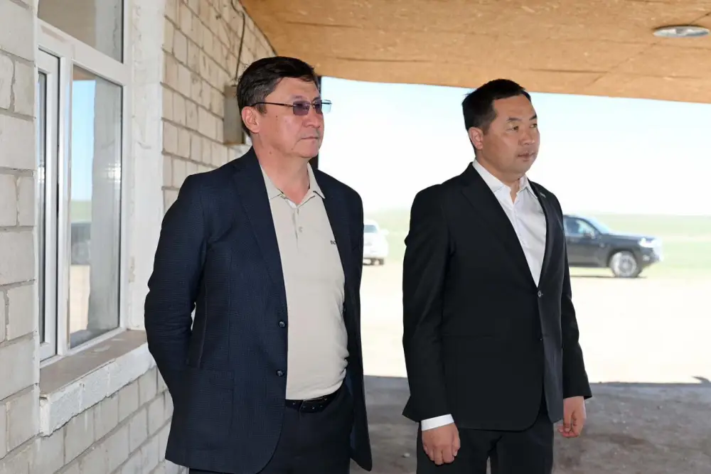 Аким области встретился с жителями отдалённого села Коксала (5)