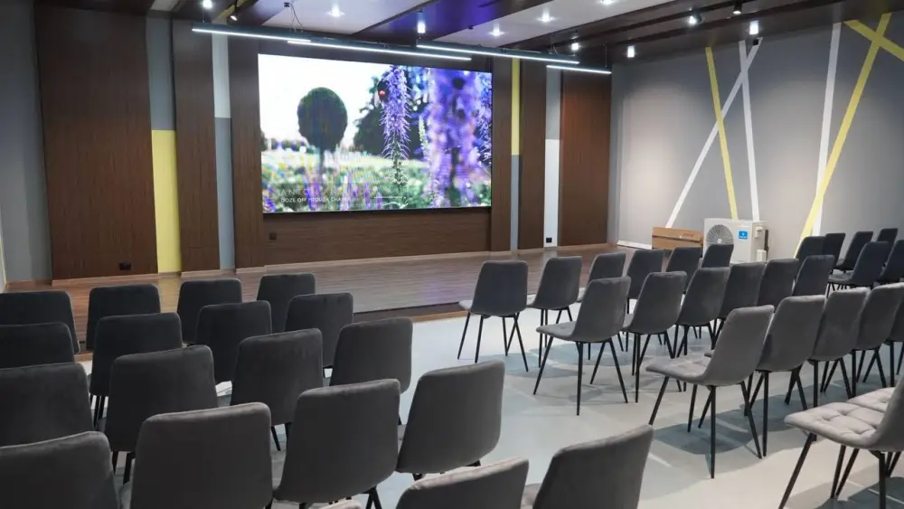 В год 130-летия библиотеки им.А.С. Пушкина в здании проведен ремонт (3)