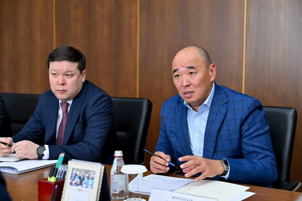 Аким области встретился с руководителем Национальной палаты предпринимателей «Атамекен» (2)