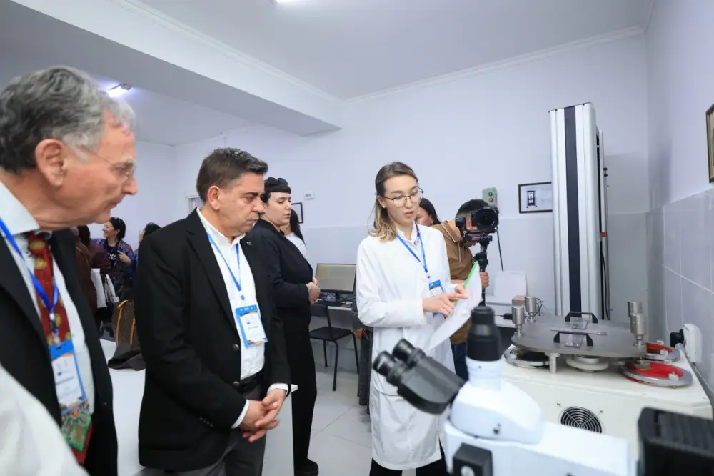 В УНИВЕРСИТЕТЕ ИМЕНИ АУЭЗОВА ОТКРЫЛСЯ ЦЕНТР TEX4FUTURE (2)