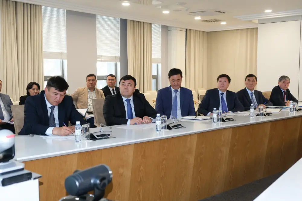 В ТУРКЕСТАНСКОЙ ОБЛАСТИ УСИЛЕНА РАБОТА ПО ПОВЫШЕНИЮ ДОХОДОВ НАСЕЛЕНИЯ И ЗАЩИТЕ ПРАВ РАБОТНИКОВ (2)