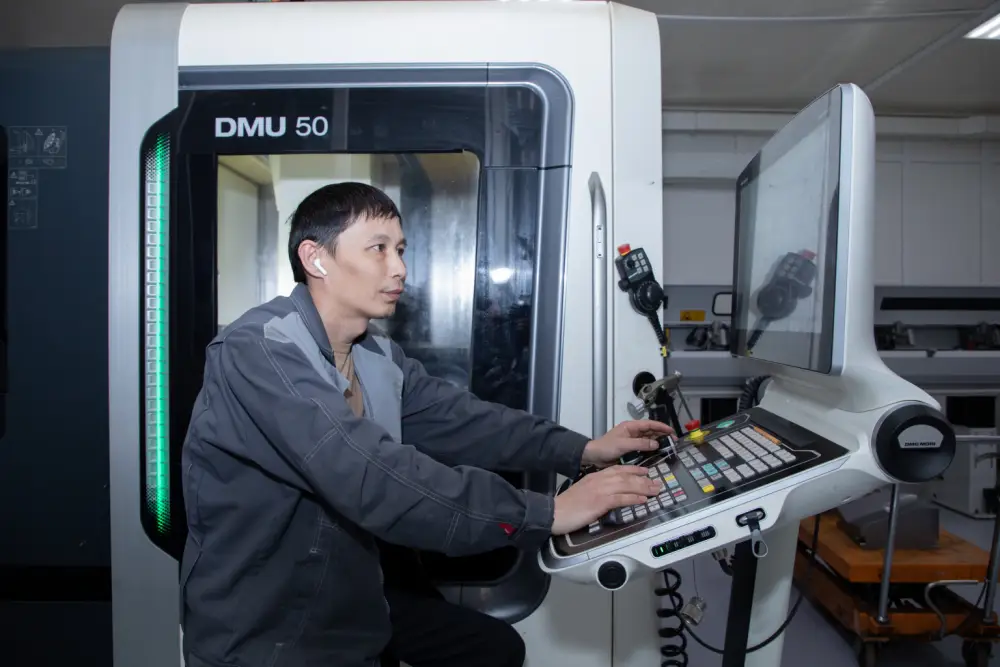 ВКТУ получил наивысшую оценку рейтинга QS Stars (9)