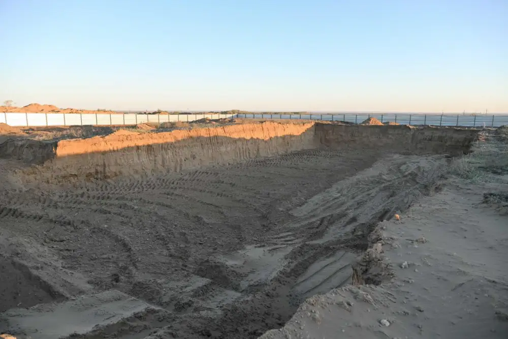 В городе Семей начато строительство первых объектов нового административно-делового центра (9)