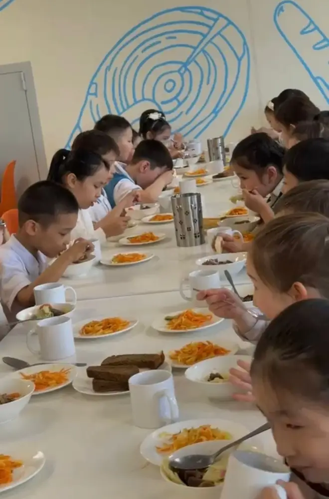 В столичных школах обновили меню: ученикам будут подавать казахское национальное блюдо (3)