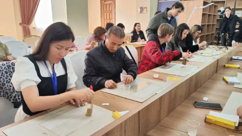 В Алматы прошел научно-практический семинар по реставрации рукописей (2)