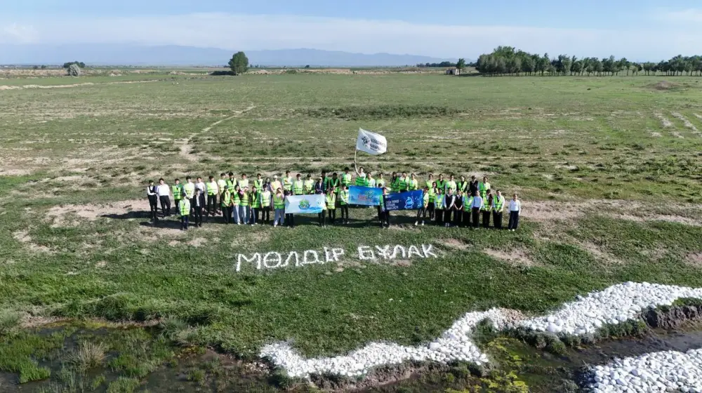 Жители села Жетибай Жамбылской области вышли на очистку близлежащих родников в рамках экологической акции «Мөлдір бұлақ» (7)