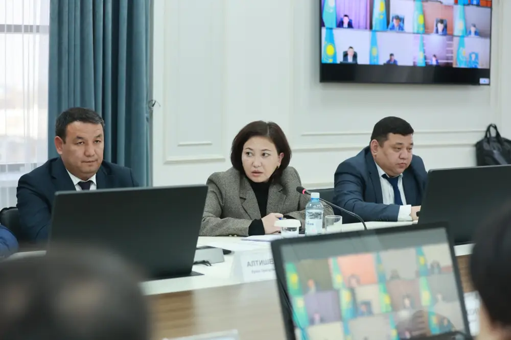 «Таза Қазақстан»: в Таразе проводится цифровая паспортизация зелёных насаждений (8)