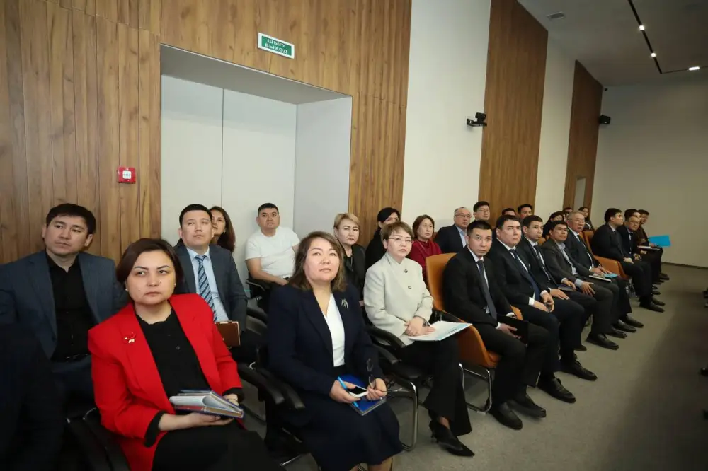 В Мангистау обсудили санитарную ситуацию и реализацию программы «Таза Қазақстан» (2)