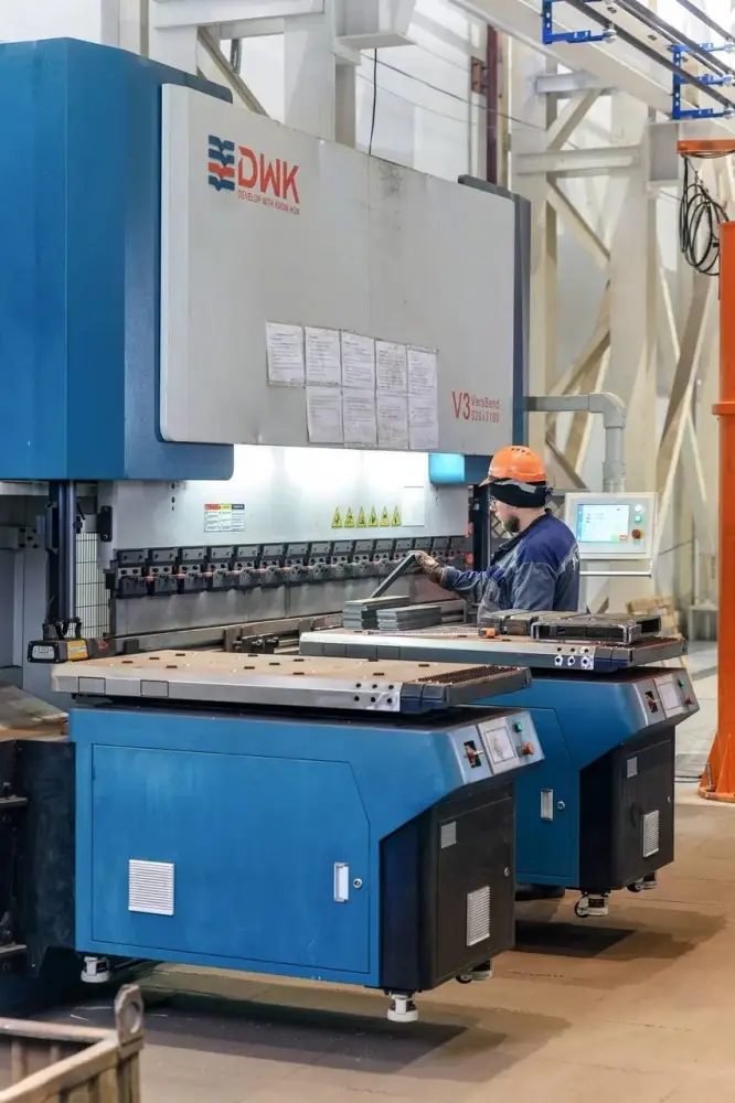 Эволюция станочного парка: как современные ЧПУ-станки увеличивают точность деталей и снижают количество брака (7)