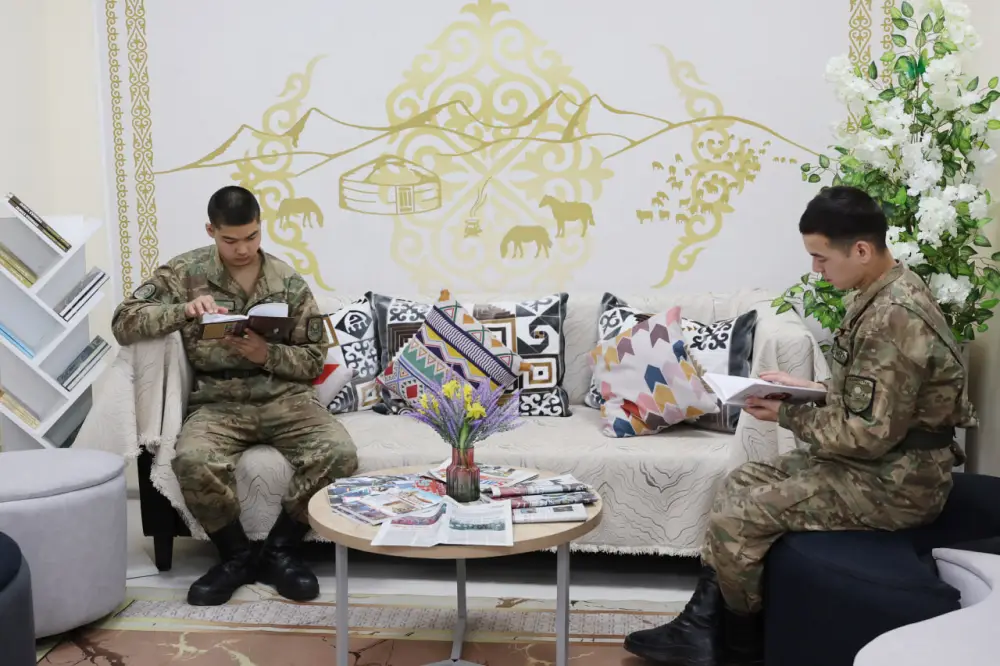 В Национальной гвардии запускается литературный челлендж «BOOKGUARD» (4)