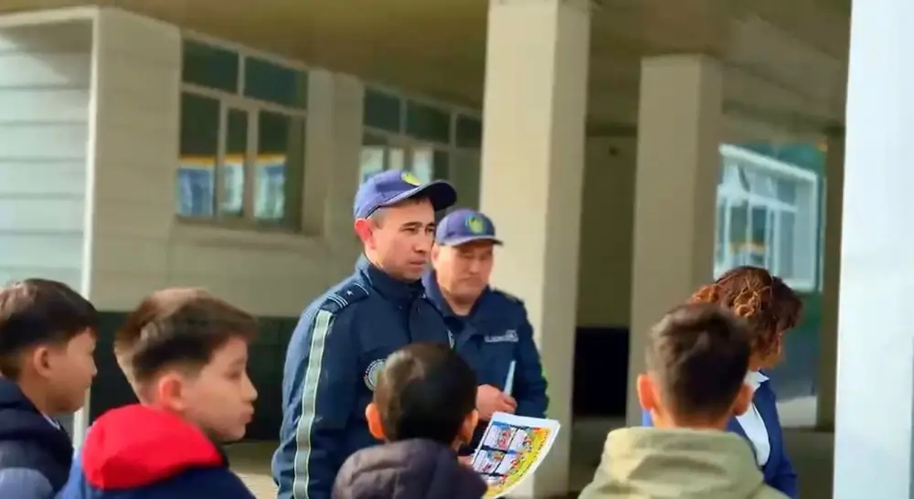 «Закон и порядок»: о правилах дорожного движения напомнили столичным школьникам (3)