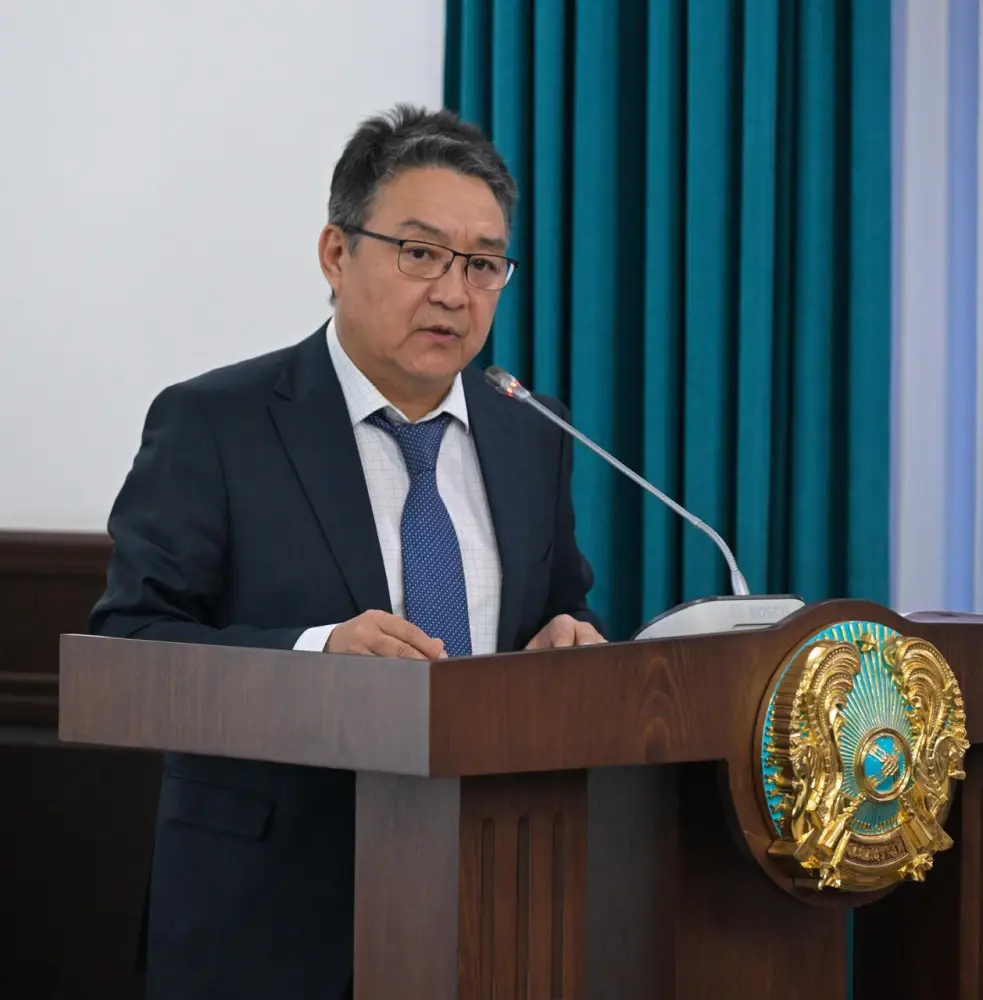 Сегодня на аппаратном совещании в акимате области рассмотрели готовность региона к пожароопасному периоду, а также алгоритмы распределения жилья очередникам через Отбасы банк (9)