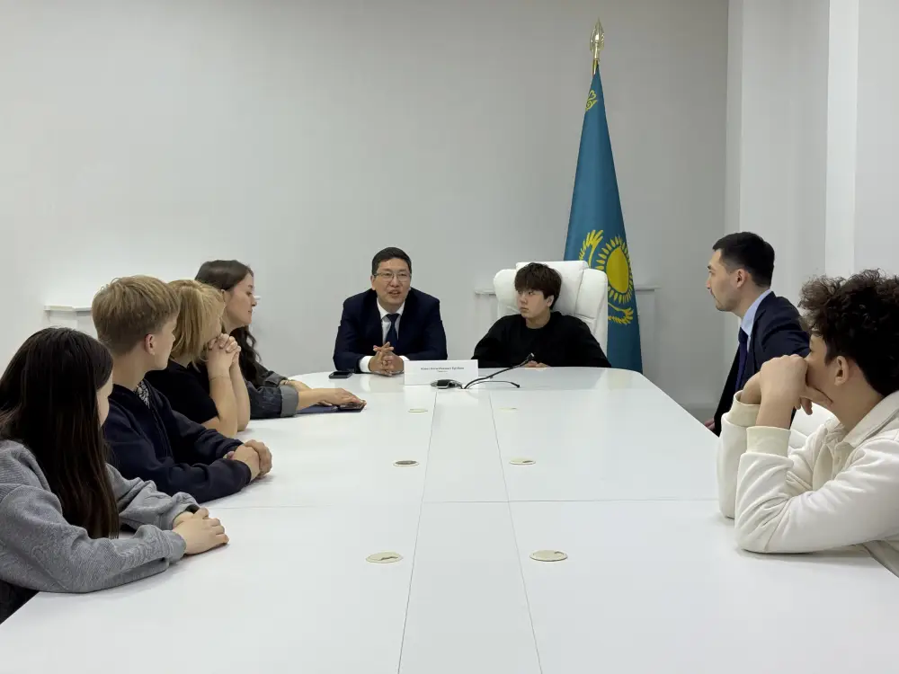 День открытых дверей для школьников организовал Комитет геологии Министерства промышленности и строительства (6)