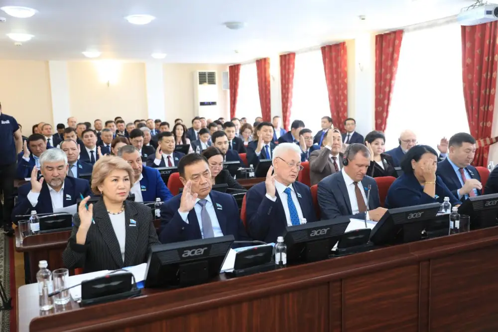 Утвержден трехлетний бюджет (8)