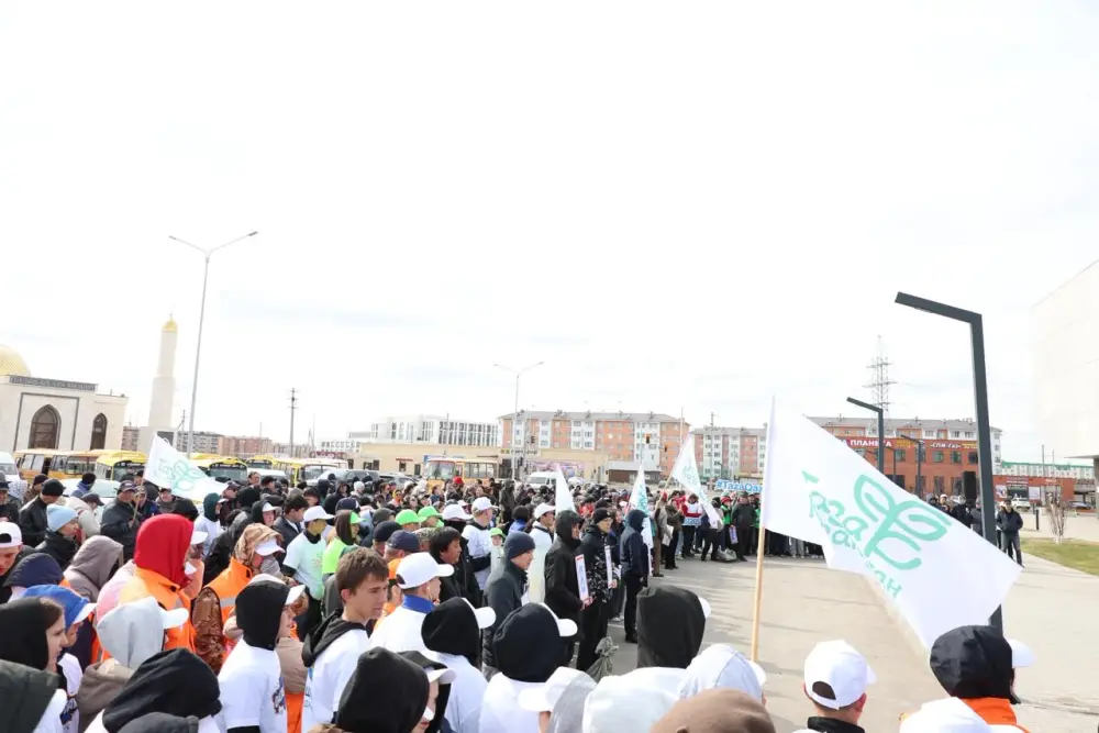Тысяча горожан поддержала акцию «Таза Қазақстан» на масштабном экоплоггинге в Косшы (8)