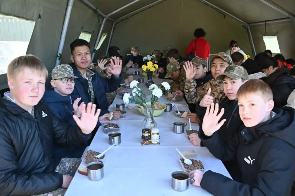 Более 15 тысяч казахстанцев посетили воинские части в День открытых дверей (9)