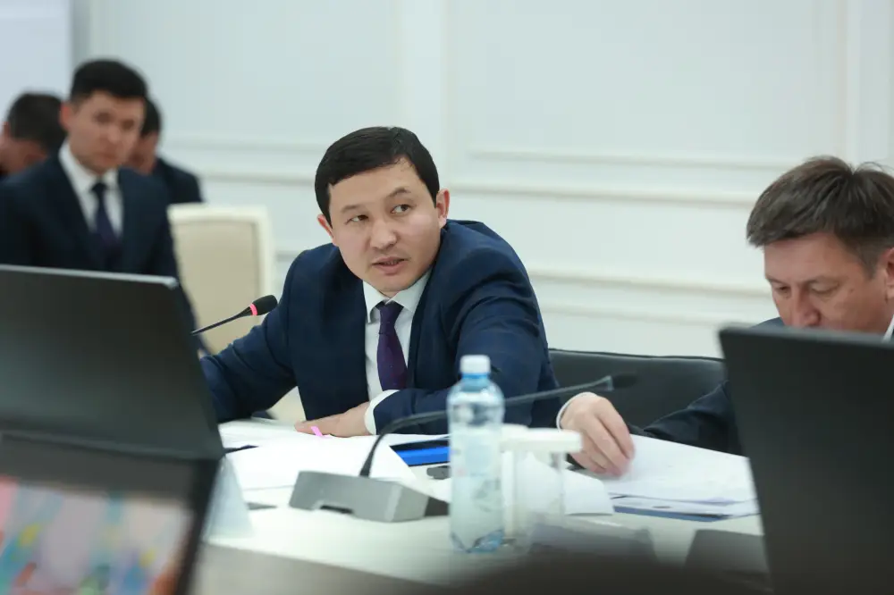 «Таза Қазақстан»: в Таразе проводится цифровая паспортизация зелёных насаждений (7)