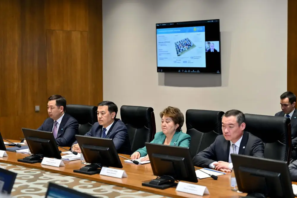 В области Абай обсудили план развития Наукограда Курчатов (8)