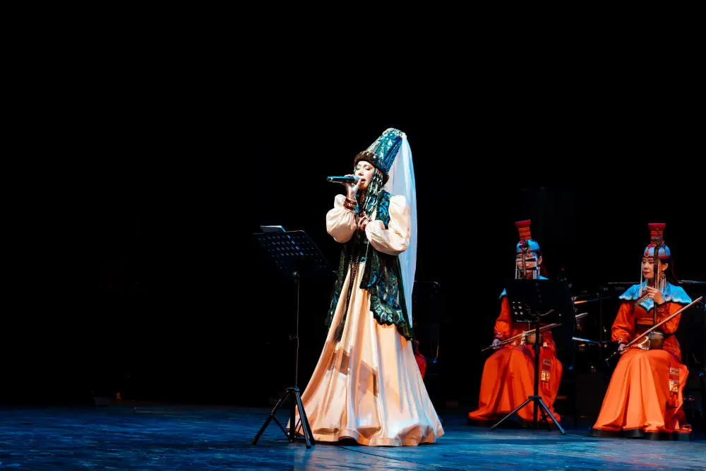 Концерт Монгольского национального академического большого театра искусства прошел в Астане (8)