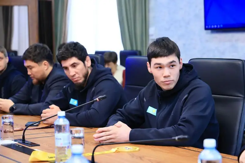 Спортсменов Карагандинской области наградили за достижения на чемпионате Азии (5)