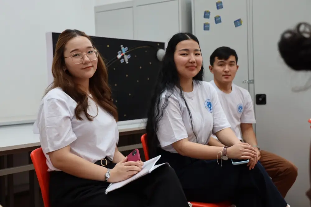 В столице стартовал международный конкурс молодых ученых (4)