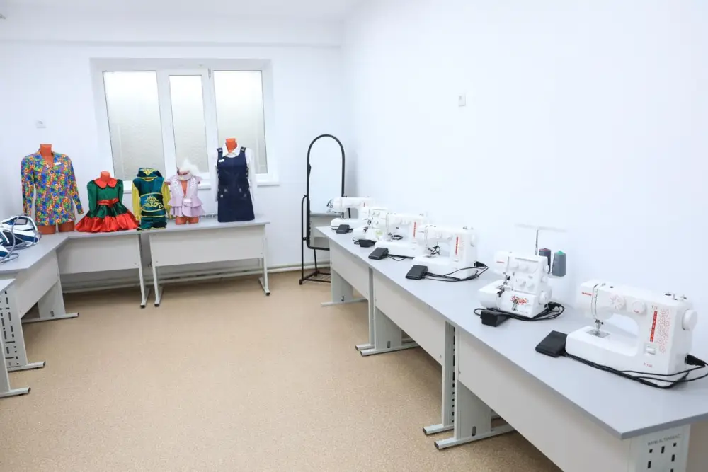 Материально-техническая база образовательных организаций в Жайсане обновлена (6)