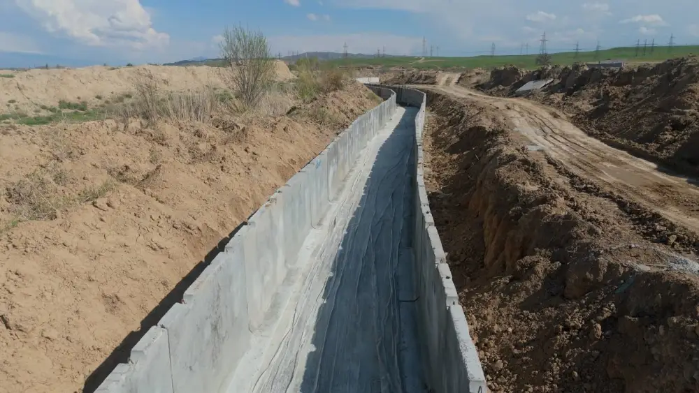 Реконструкция магистрального канала длиной 9,2 км ведется в Жамбылской области (2)