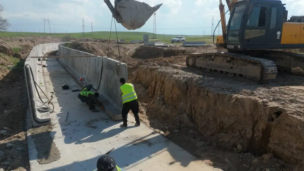 Реконструкция магистрального канала длиной 9,2 км ведется в Жамбылской области (4)