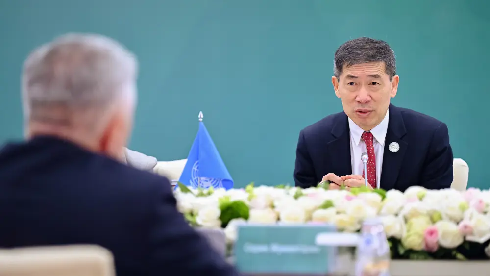 Помощник Генерального секретаря ООН поздравил Казахстан с принятием новой Конституции (2)