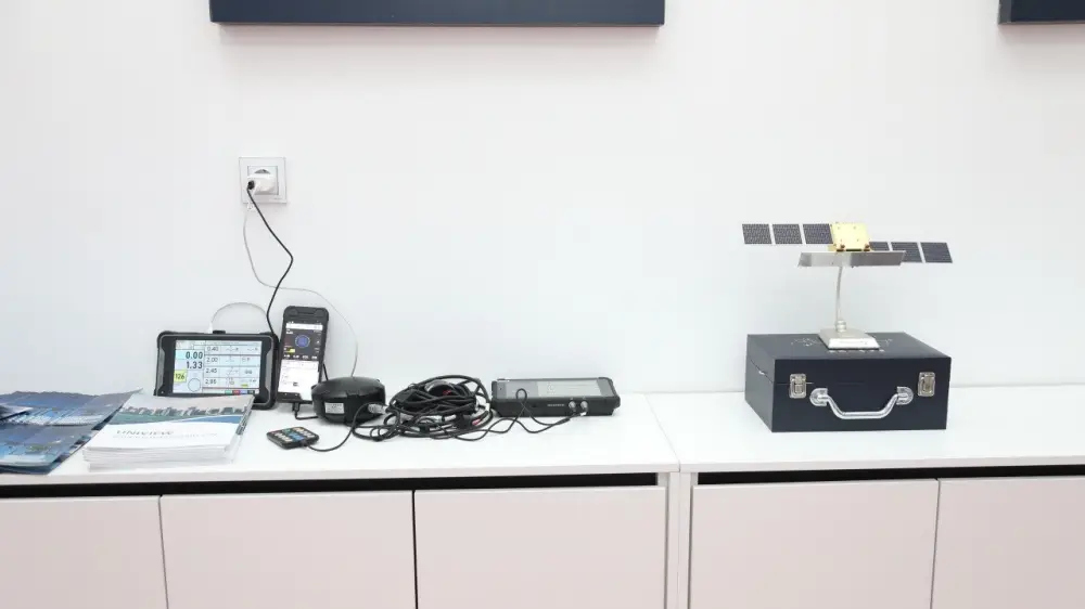 В КазНУ открылся инженерный центр нового поколения KazLAE (9)