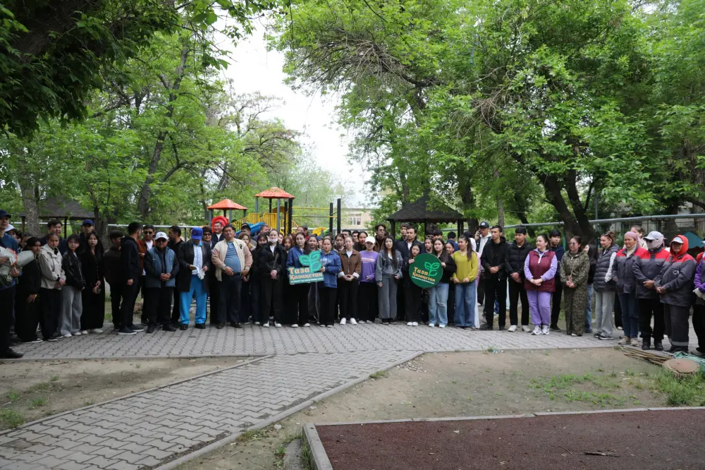 В ШЫМКЕНТЕ ПРОШЛА АКЦИЯ «ТАЗА АУЛА»: УЧАСТИЕ ПРИНЯЛИ БОЛЕЕ 55 ТЫСЯЧ ЧЕЛОВЕК (5)