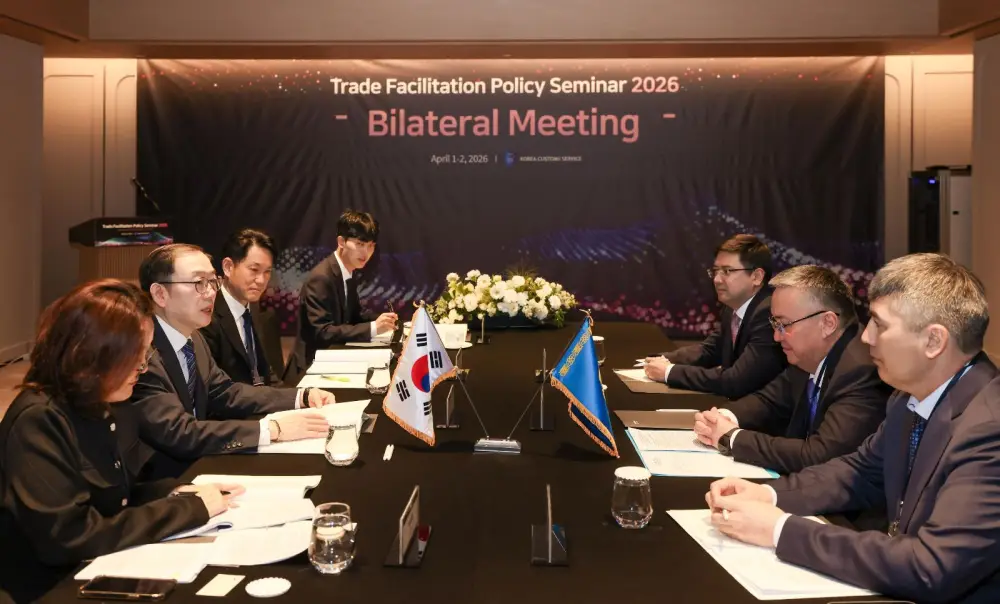 Казахстан и Республика Корея обсудили развитие сотрудничества в таможенной сфере (6)