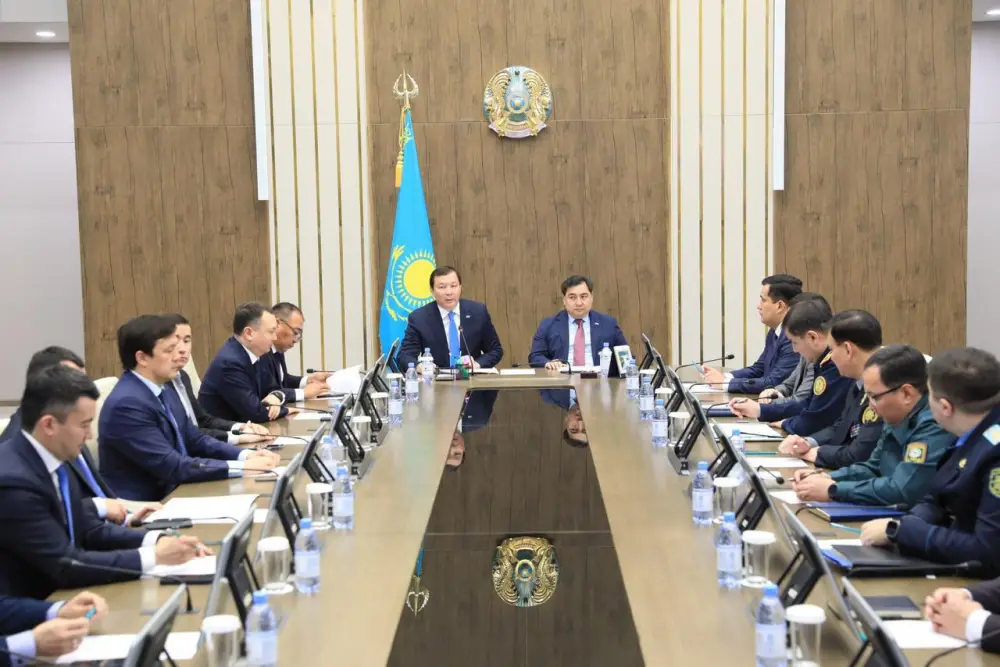 В Актобе обсудили вопросы профессионализации государственных служащих и развития кадрового потенциала (9)