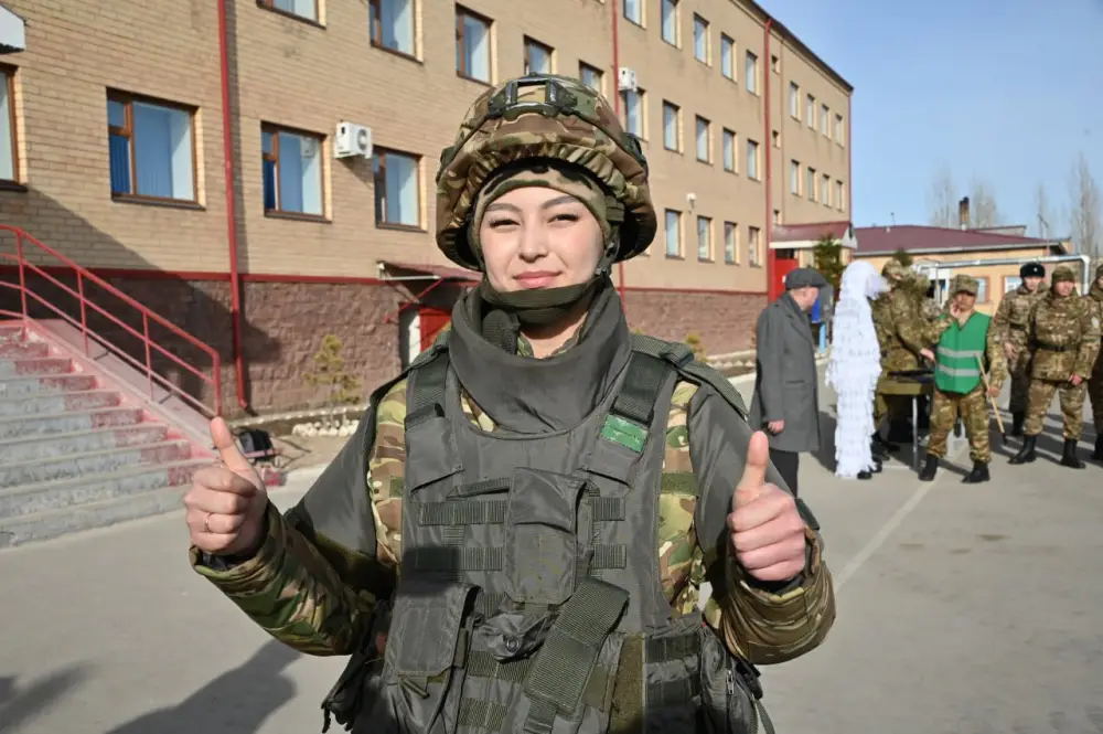 Курсанты военной кафедры на практике осваивают основы военно-учетной специальности (3)