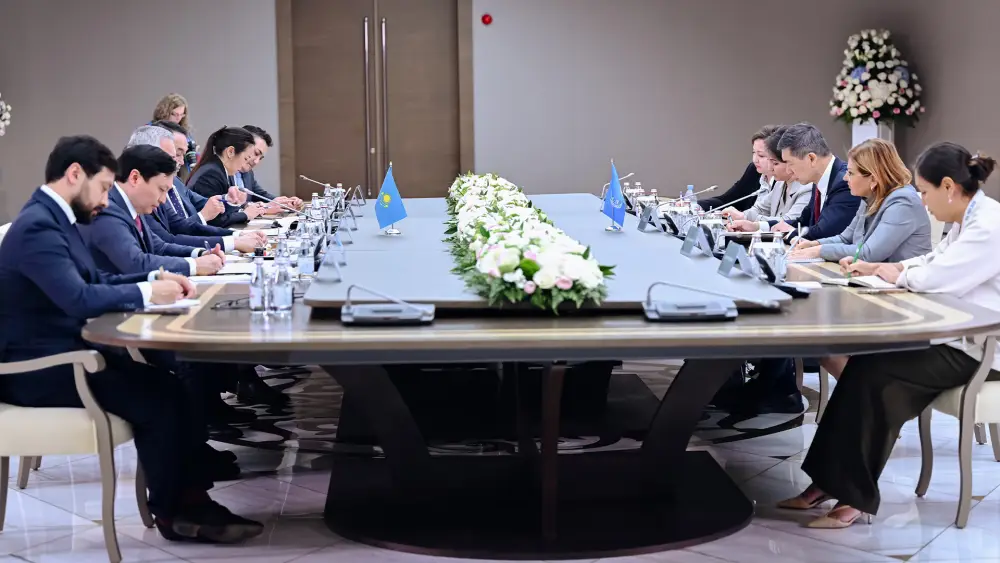 Помощник Генерального секретаря ООН поздравил Казахстан с принятием новой Конституции (6)