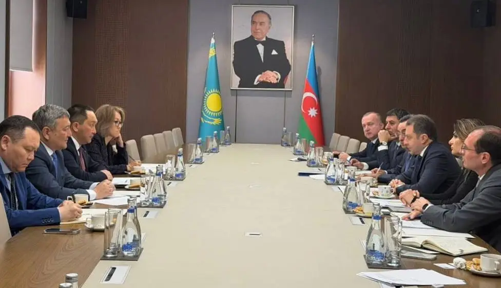 Казахстан и Азербайджан укрепляют сотрудничество в сфере дипломатической службы и кадровой политики (2)